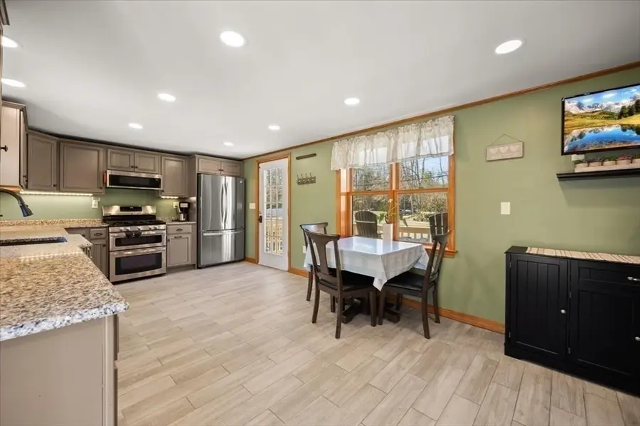 141 County Road, Plympton, MA 02367 - #3