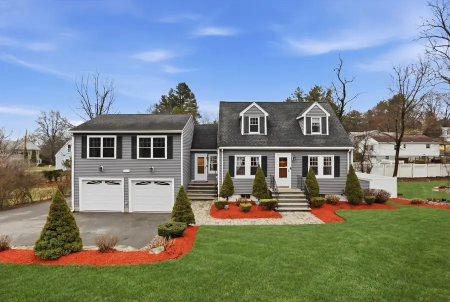 206 Russell St, Woburn, MA 01801 - #2