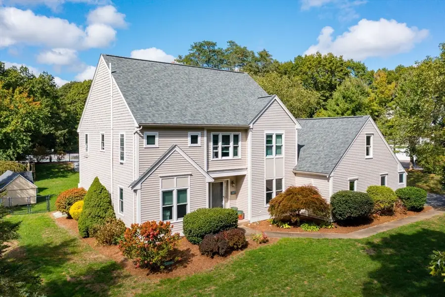 72 Pilgrim Trl, Marshfield, MA 02050 - #2