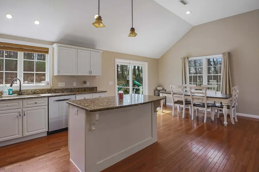 153 Pleasantdale Rd, Rutland, MA 01543 - #3