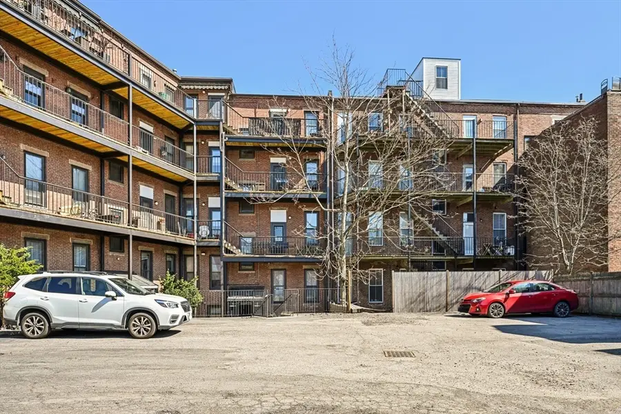 1 Pembroke St #1D, Chelsea, MA 02150 - #3