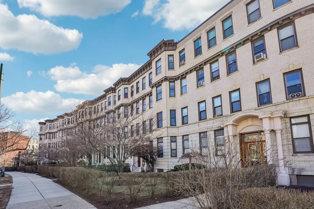 1870 Commonwealth Ave #1, Boston, MA 02135 - #1