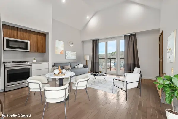 163 Hyde Park Ave #163B, Boston, MA 02130