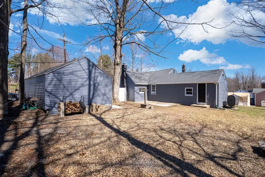 142 Whiting St, Lunenburg, MA 01462 - #3