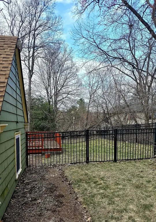 9 Howe Ave, Shrewsbury, MA 01545 - #3