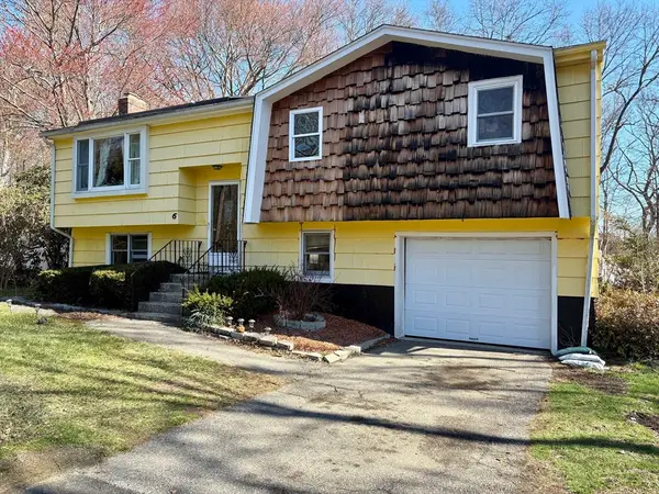 6 Alden Ave E, Randolph, MA 02368