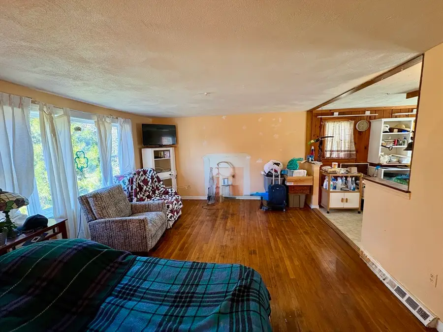 6 Alden Ave E, Randolph, MA 02368 - #3