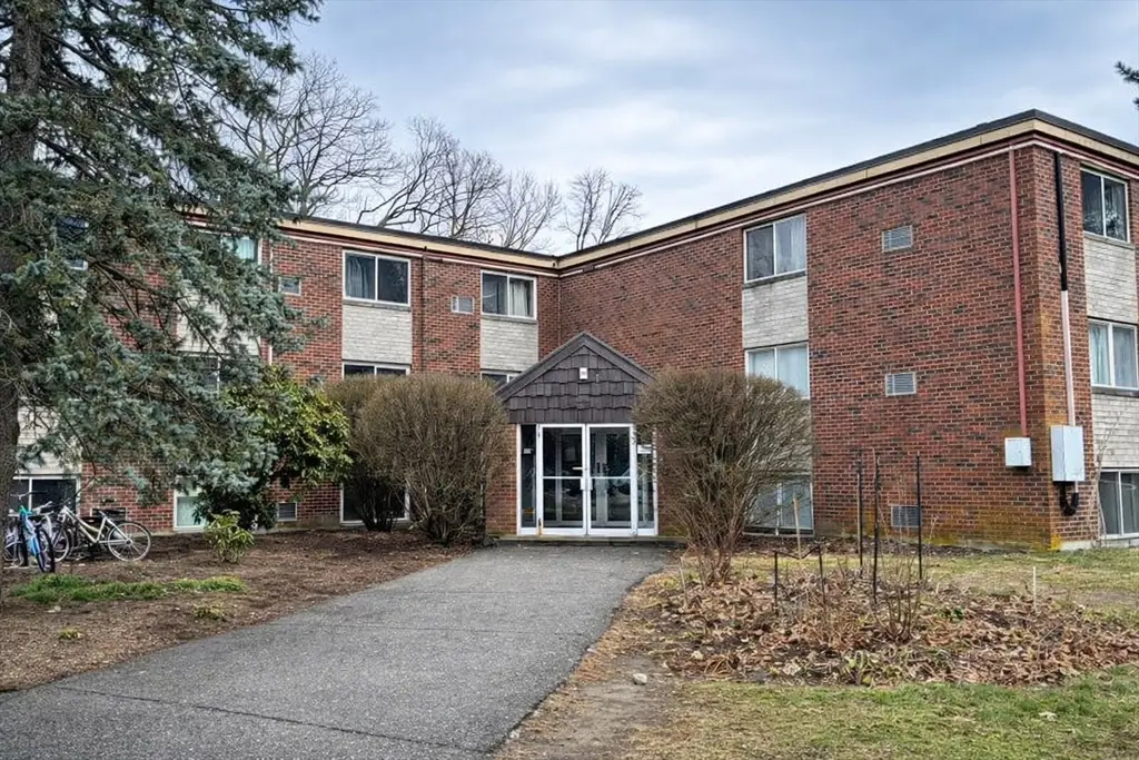 15 Weld St #18, Framingham, MA 01702 - #1