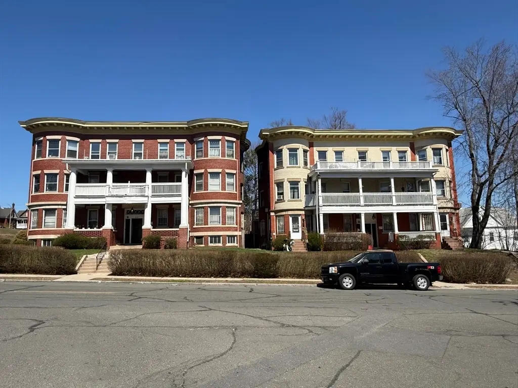 275-285 Suffolk St, Holyoke, MA 01040 - #1