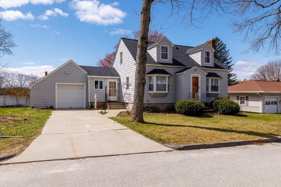 12 Middlesex Ave, Worcester, MA 01604 - #3