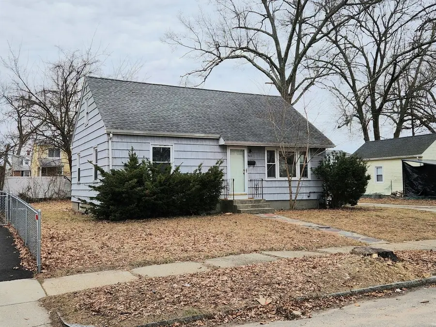 245 El Paso St, Springfield, MA 01104 - #2