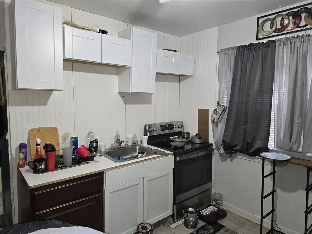 65 Ridgewood St, Boston, MA 02122 - #1