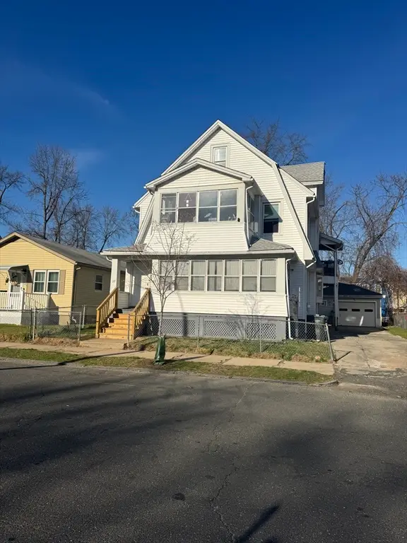 37-39 Dawes St, Springfield, MA 01109