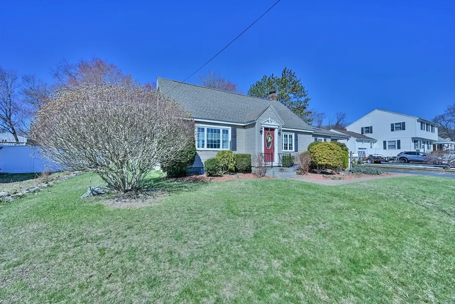 22 Trahan Ave, Worcester, MA 01604 - #2