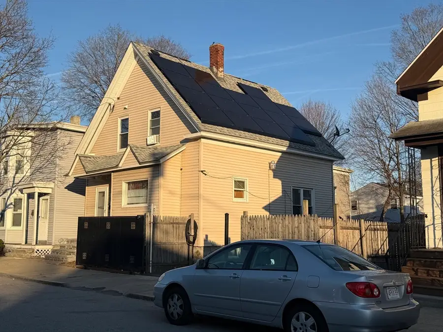 28-32 Chester St, Lawrence, MA 01843 - #3