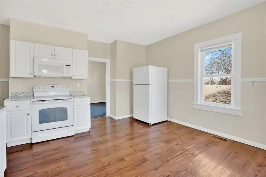 748 Grattan Street, Chicopee, MA 01013 - #3