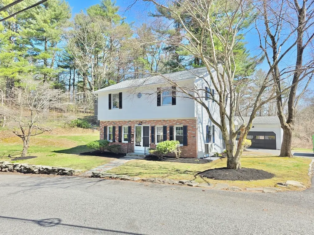 8 Wolf Hill Rd, Smithfield, RI 02917 - #1