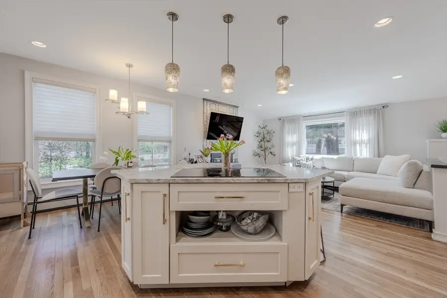 6 Third St, Tewksbury, MA 01876 - #3