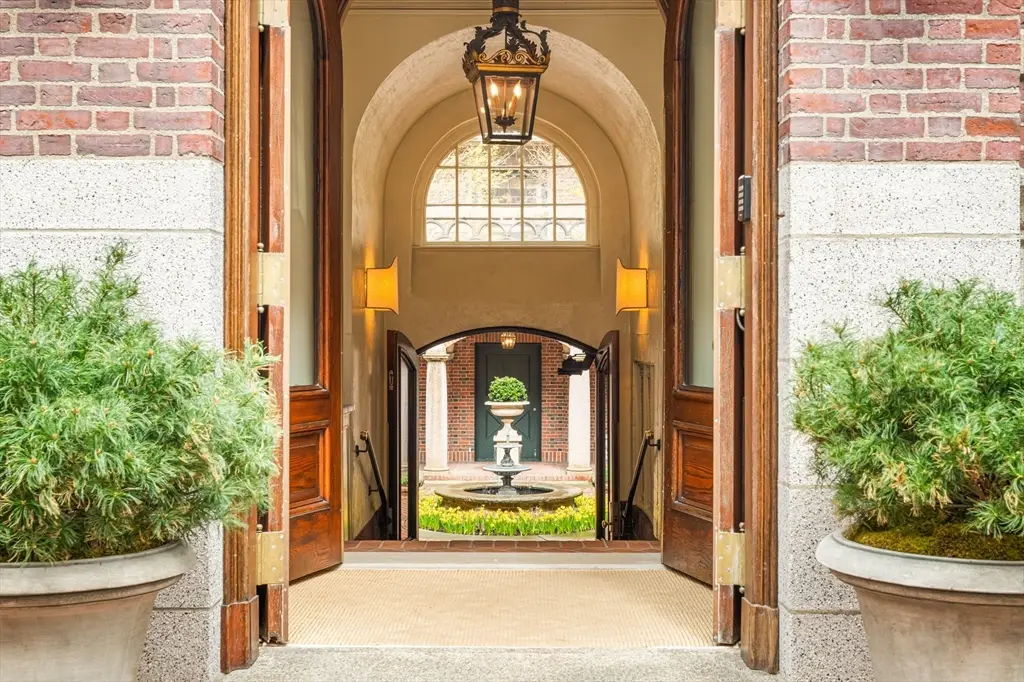 101 Chestnut Street #E, Boston, MA 02108 - #1