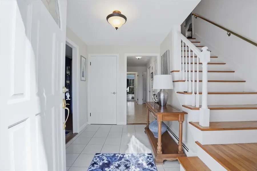 54 Sagamore Road, Seekonk, MA 02771 - #3