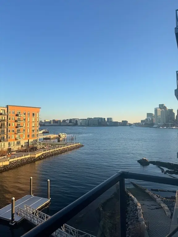 65 Lewis St #403, Boston, MA 02128