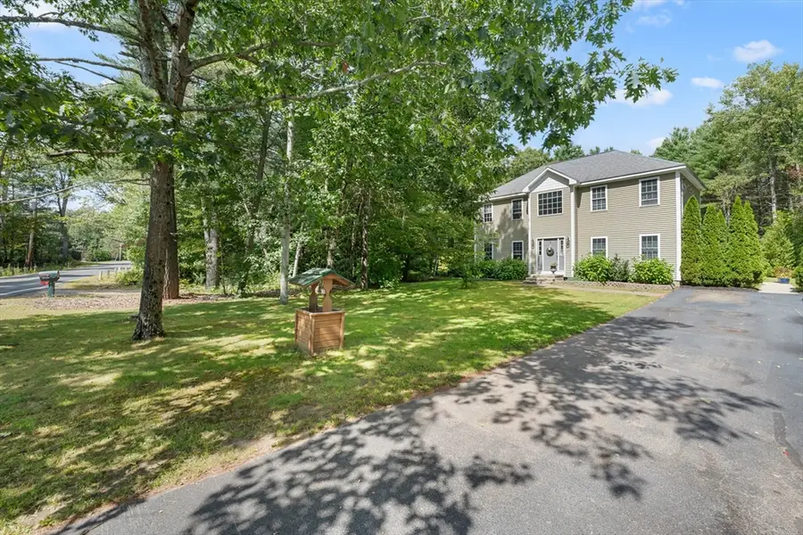 97 Apple Rd, Brimfield, MA 01010 - #3