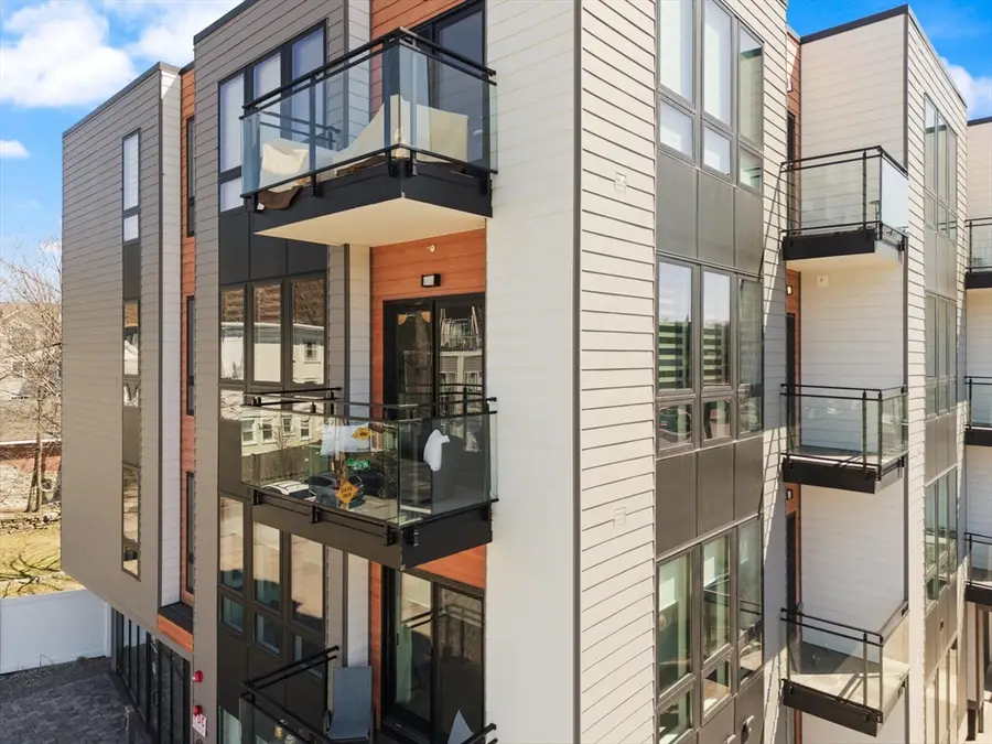 11 Tafthill Ter #4, Boston, MA 02131 - #3