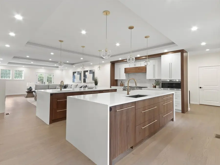 377 Walnut St., Newton, MA 02460 - #2