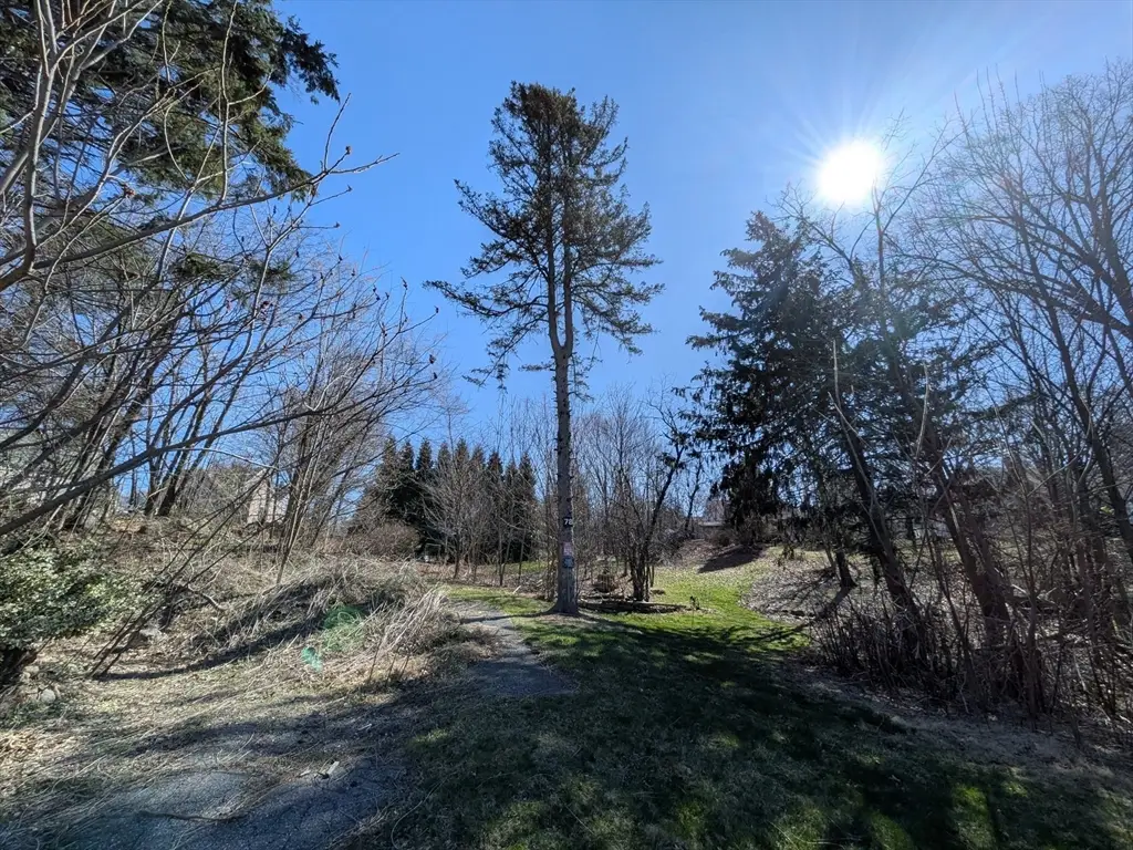 78 Leeds St, Worcester, MA 01606 - #1