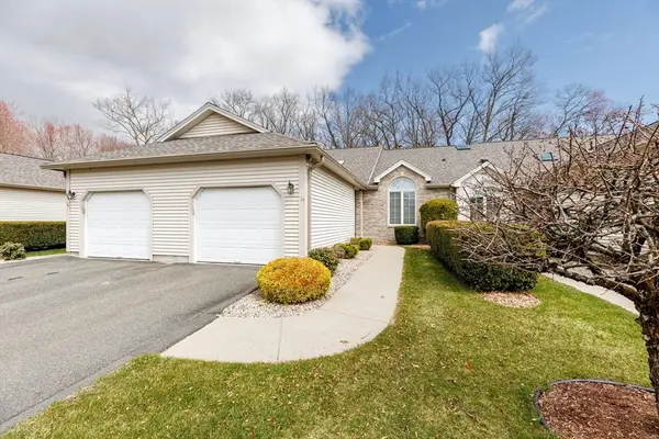 85 Pine Grove Dr #85, South Hadley, MA 01075