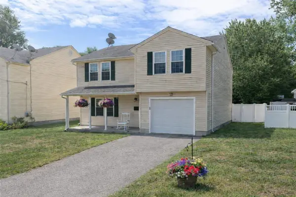 93 Hobson Ave, East Providence, RI 02914