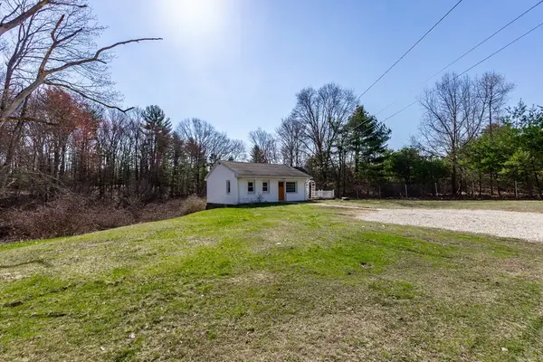 69 Depot #69, Oxford, MA 01540