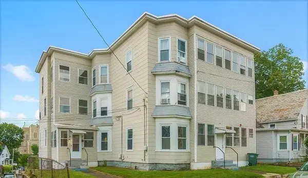 113 Spruce St, Leominster, MA 01453