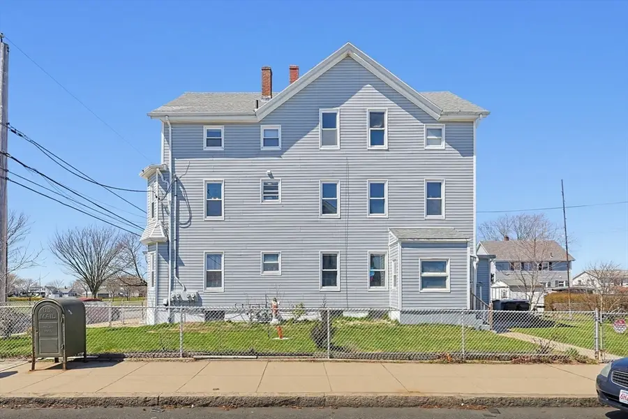 464 Birch St, Fall River, MA 02724 - #2