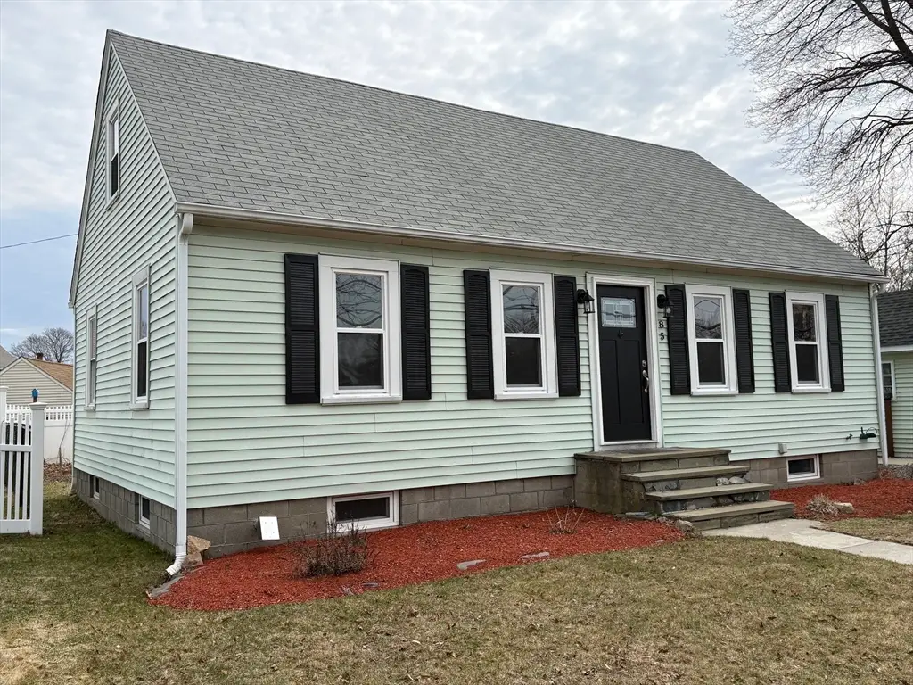 85 Rivulet St, Uxbridge, MA 01569 - #1