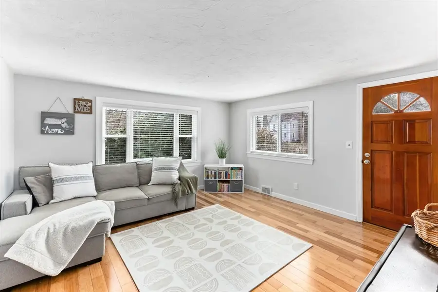 641 Hingham St, Rockland, MA 02370 - #2