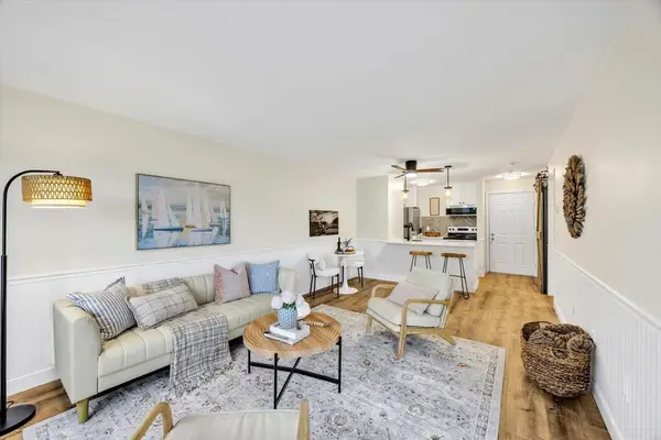 81 Fletcher Ln #I, Brewster, MA 02631