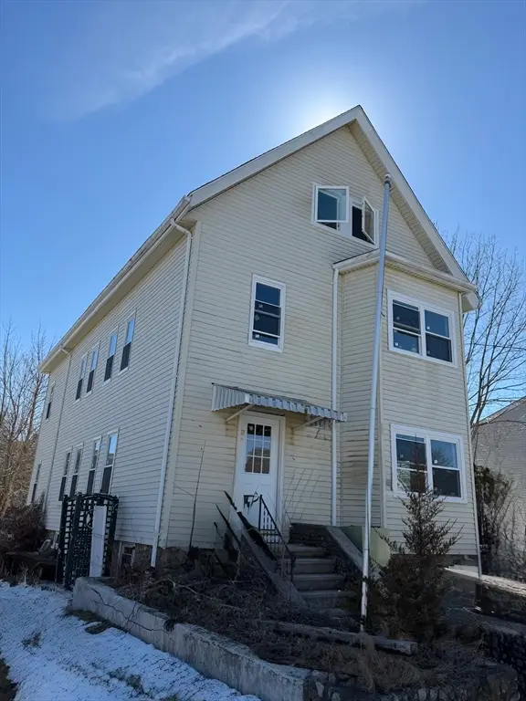 15 Faxon St, Brockton, MA 02302
