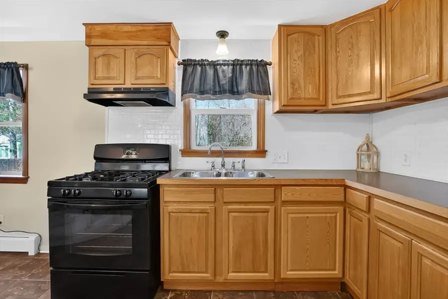 70 Quentin Rd, Springfield, MA 01129 - #2