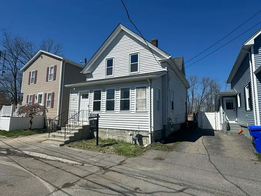 19 Weir Ave, Taunton, MA 02780 - #2