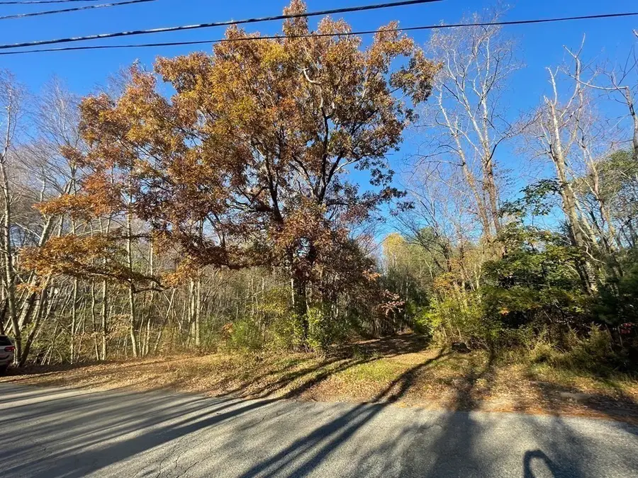 80 Barnett Rd, Sutton, MA 01590 - #3