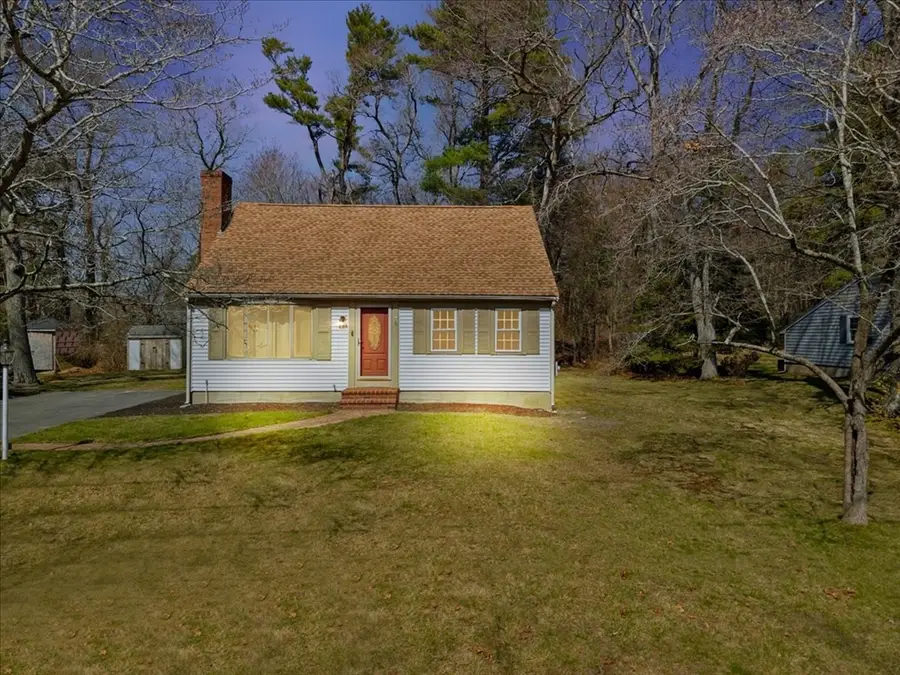 8 Susan Ln, Middleboro, MA 02346 - #2