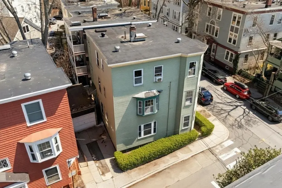 35 Eustis St, Cambridge, MA 02140 - #2