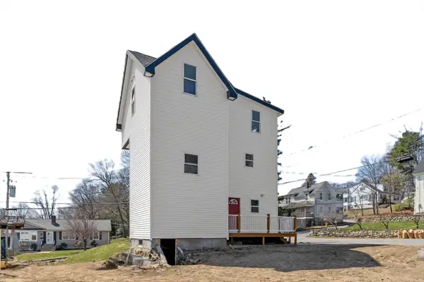 26 Pratt Rd, Fitchburg, MA 01420