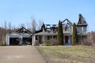 67 Skyline Dr, Oakham, MA 01068