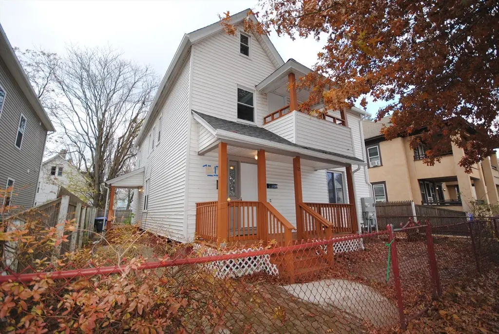 72 Hall St, Springfield, MA 01108 - #1
