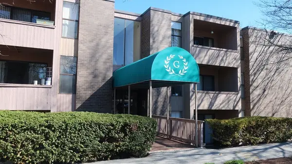 68 Shrewsbury Green Dr #J, Shrewsbury, MA 01545