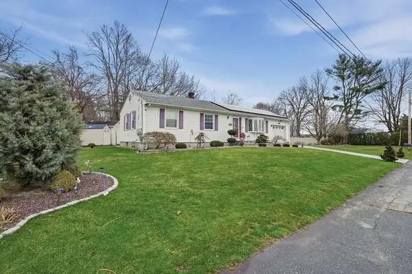 572 Bartlett Street, Acushnet, MA 02743