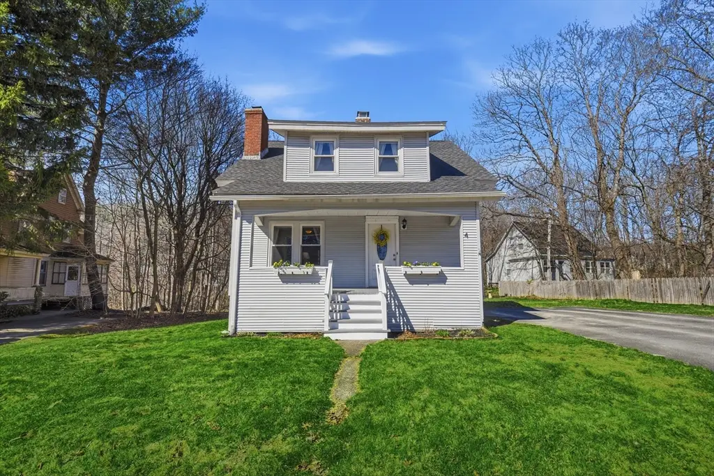 4 Brookside Ave, Worcester, MA 01602 - #1