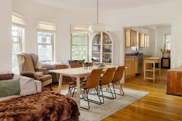 21 Stone Ave #21, Somerville, MA 02143